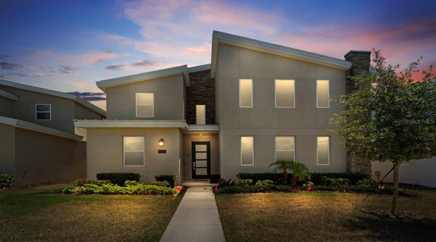 DAVENPORT, Florida 33896, 9 Bedrooms Bedrooms, ,5 BathroomsBathrooms,Residential,For Sale,STICKS,0,MFRO6406193