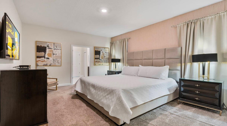 DAVENPORT, Florida 33896, 9 Bedrooms Bedrooms, ,5 BathroomsBathrooms,Residential,For Sale,STICKS,0,MFRO6406193