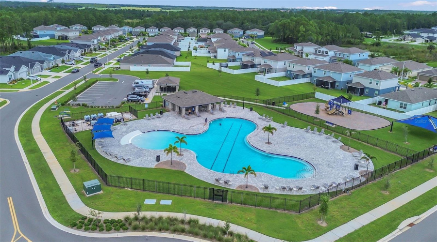 DAVENPORT, Florida 33837, 6 Bedrooms Bedrooms, ,3 BathroomsBathrooms,Residential,For Sale,DARING,0,MFRG5112115