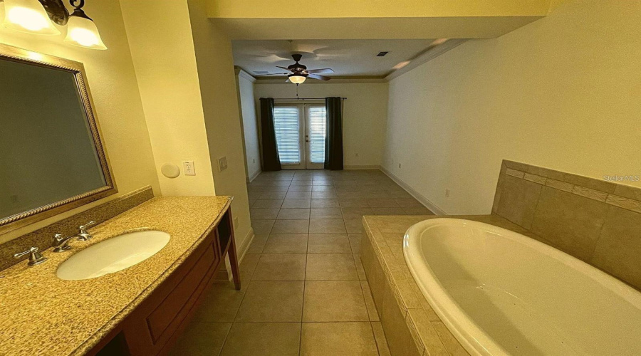 DAVENPORT, Florida 33897, 3 Bedrooms Bedrooms, ,2 BathroomsBathrooms,Residential,For Sale,BELLA VISTA,0,MFRO6406473