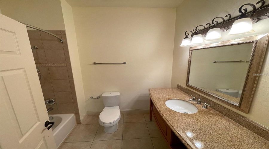 DAVENPORT, Florida 33897, 3 Bedrooms Bedrooms, ,2 BathroomsBathrooms,Residential,For Sale,BELLA VISTA,0,MFRO6406473