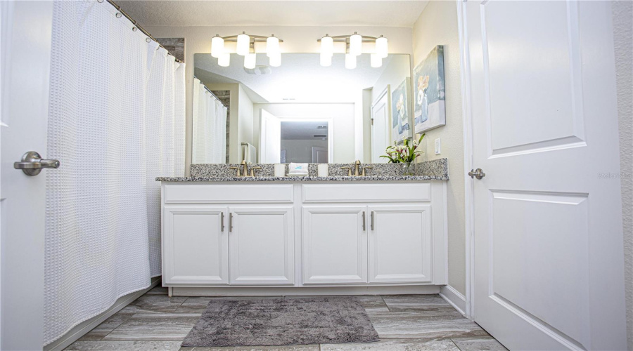 KISSIMMEE, Florida 34746, 4 Bedrooms Bedrooms, ,3 BathroomsBathrooms,Residential,For Sale,JULIET DR,0,MFRO6406391