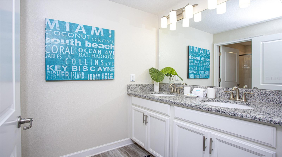 KISSIMMEE, Florida 34746, 4 Bedrooms Bedrooms, ,3 BathroomsBathrooms,Residential,For Sale,JULIET DR,0,MFRO6406391