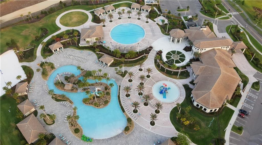DAVENPORT, Florida 33896, 4 Bedrooms Bedrooms, ,3 BathroomsBathrooms,Residential,For Sale,CHALLENGE,0,MFRO6406476