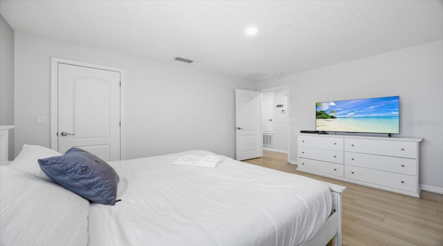 KISSIMMEE, Florida 34747, 5 Bedrooms Bedrooms, ,4 BathroomsBathrooms,Residential,For Sale,CUBAN PALM,0,MFRO6406215
