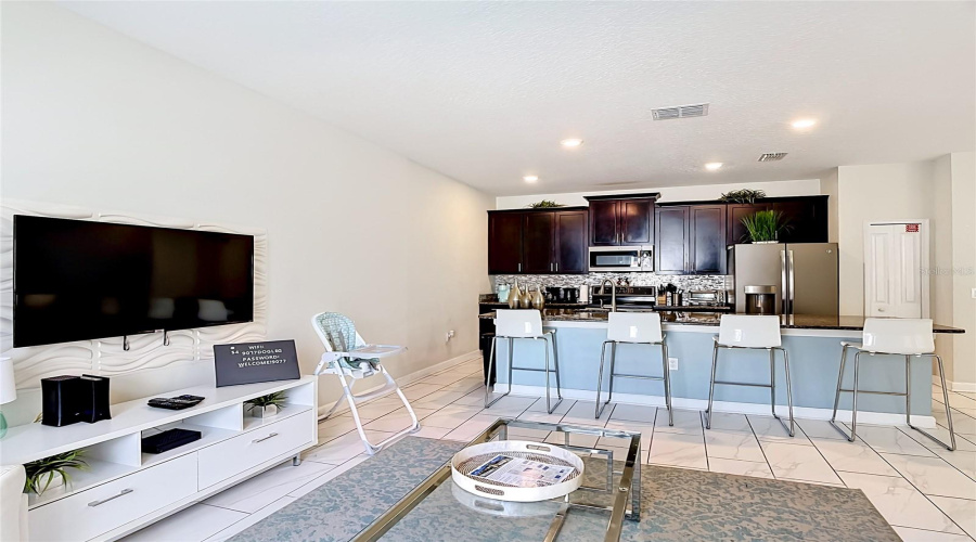 DAVENPORT, Florida 33896, 4 Bedrooms Bedrooms, ,3 BathroomsBathrooms,Residential,For Sale,DOGLEG,0,MFRO6405182