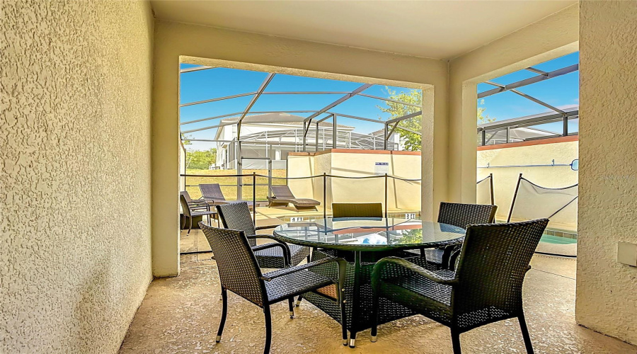 DAVENPORT, Florida 33896, 4 Bedrooms Bedrooms, ,3 BathroomsBathrooms,Residential,For Sale,DOGLEG,0,MFRO6405182