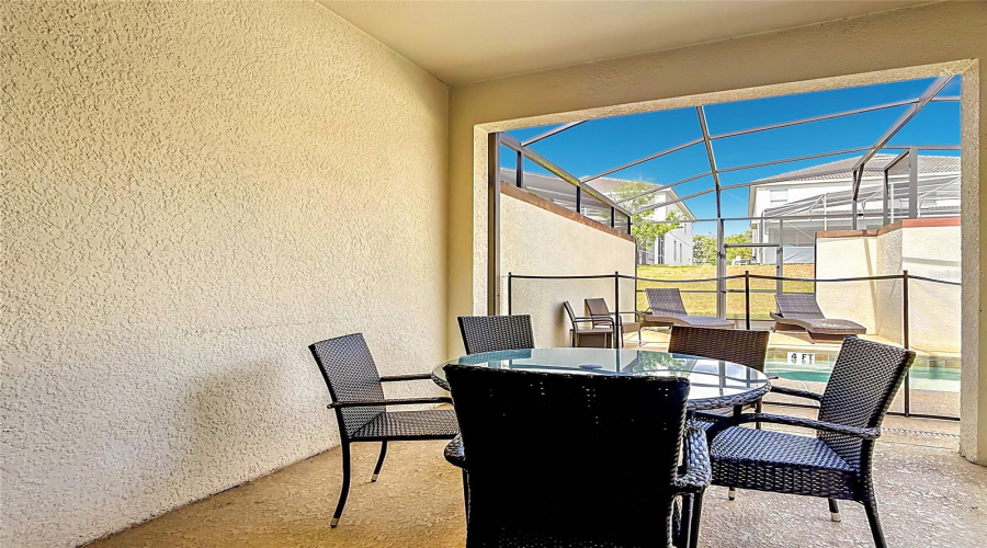 DAVENPORT, Florida 33896, 4 Bedrooms Bedrooms, ,3 BathroomsBathrooms,Residential,For Sale,DOGLEG,0,MFRO6405182