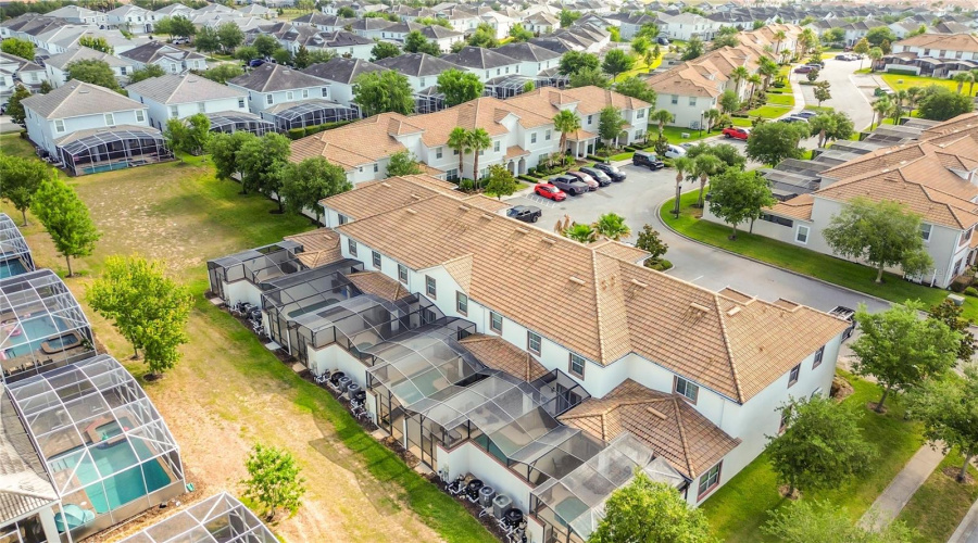 DAVENPORT, Florida 33896, 4 Bedrooms Bedrooms, ,3 BathroomsBathrooms,Residential,For Sale,DOGLEG,0,MFRO6405182
