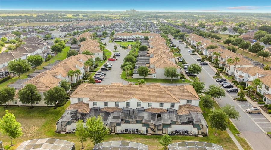 DAVENPORT, Florida 33896, 4 Bedrooms Bedrooms, ,3 BathroomsBathrooms,Residential,For Sale,DOGLEG,0,MFRO6405182