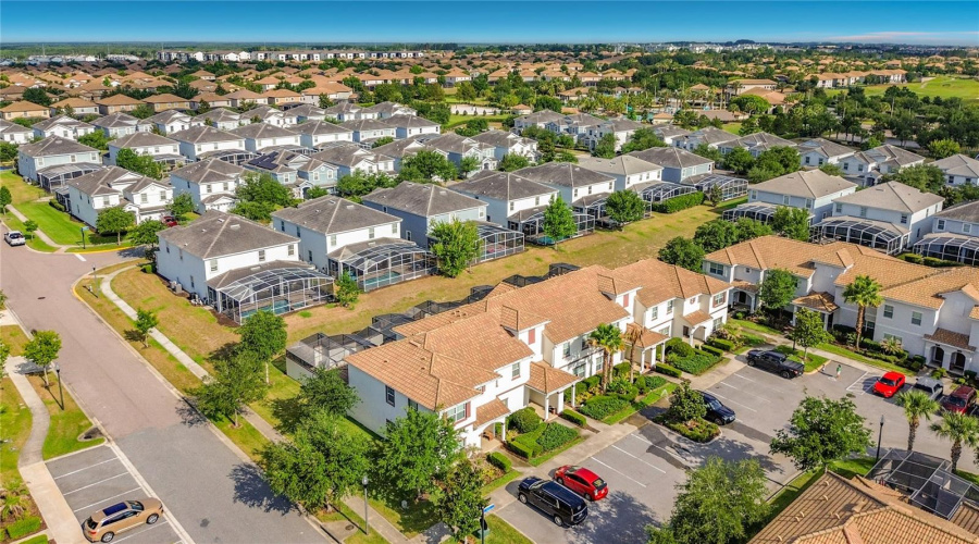 DAVENPORT, Florida 33896, 4 Bedrooms Bedrooms, ,3 BathroomsBathrooms,Residential,For Sale,DOGLEG,0,MFRO6405182