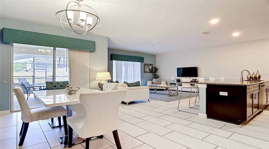 DAVENPORT, Florida 33896, 4 Bedrooms Bedrooms, ,3 BathroomsBathrooms,Residential,For Sale,DOGLEG,0,MFRO6405182