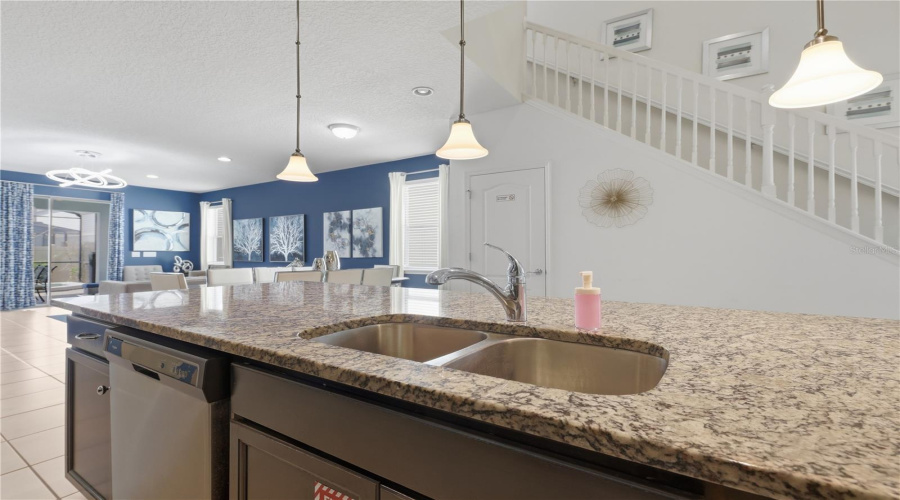 KISSIMMEE, Florida 34747, 7 Bedrooms Bedrooms, ,5 BathroomsBathrooms,Residential,For Sale,ZURICH,0,MFRO6406521