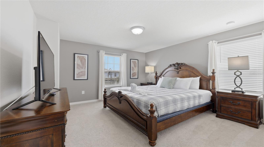 KISSIMMEE, Florida 34747, 7 Bedrooms Bedrooms, ,5 BathroomsBathrooms,Residential,For Sale,ZURICH,0,MFRO6406521