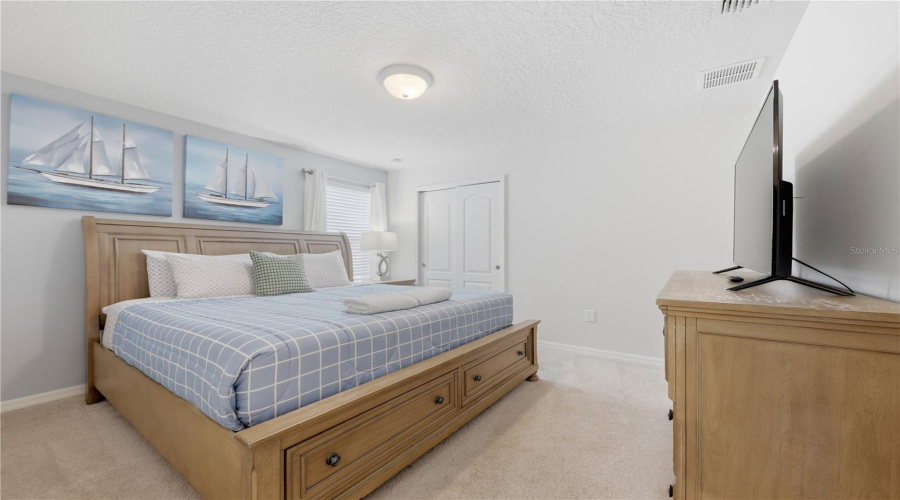 KISSIMMEE, Florida 34747, 7 Bedrooms Bedrooms, ,5 BathroomsBathrooms,Residential,For Sale,ZURICH,0,MFRO6406521