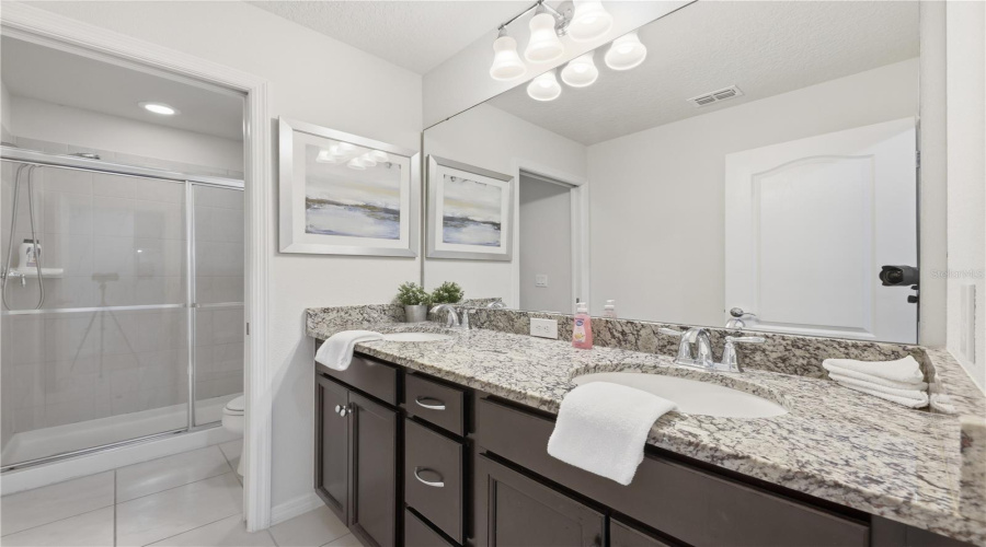 KISSIMMEE, Florida 34747, 7 Bedrooms Bedrooms, ,5 BathroomsBathrooms,Residential,For Sale,ZURICH,0,MFRO6406521