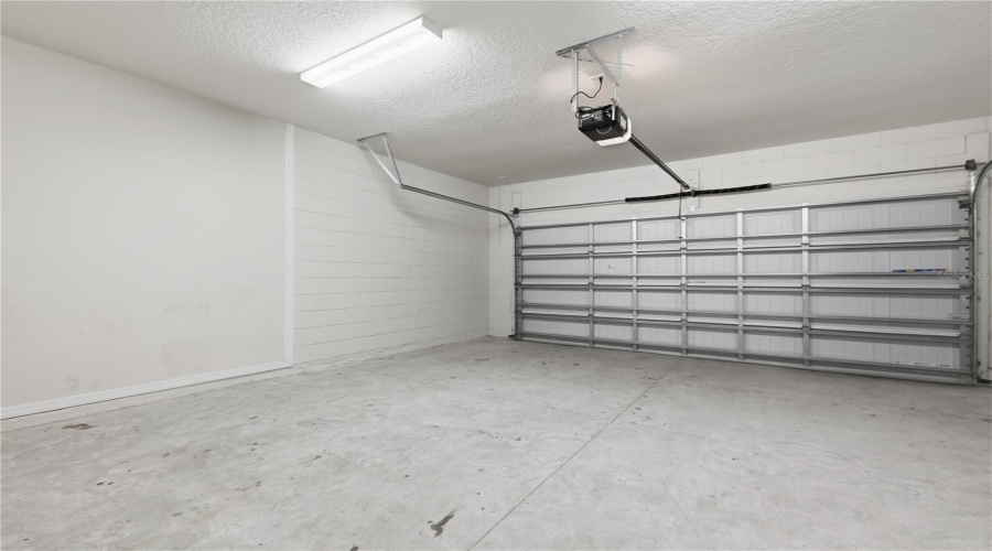 KISSIMMEE, Florida 34747, 7 Bedrooms Bedrooms, ,5 BathroomsBathrooms,Residential,For Sale,ZURICH,0,MFRO6406521