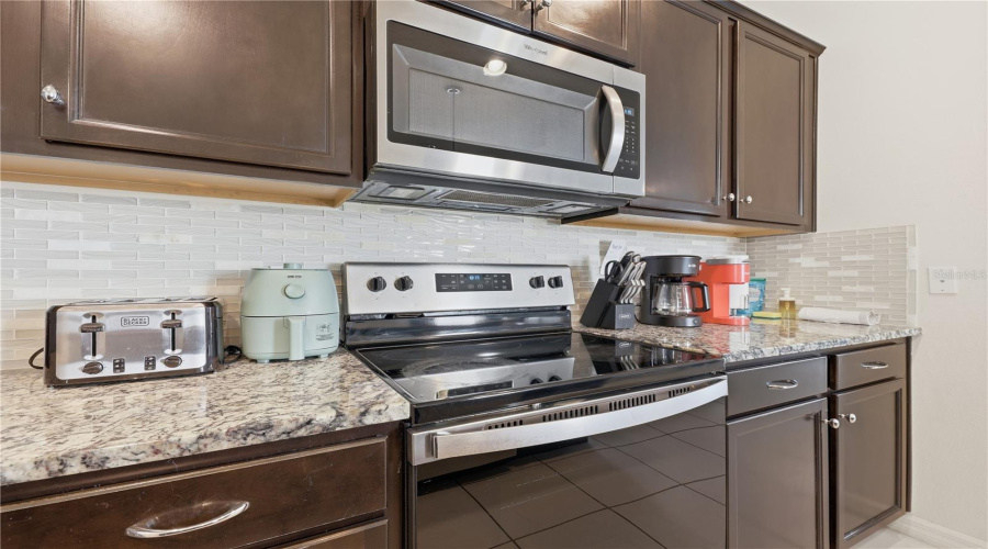 KISSIMMEE, Florida 34747, 7 Bedrooms Bedrooms, ,5 BathroomsBathrooms,Residential,For Sale,ZURICH,0,MFRO6406521