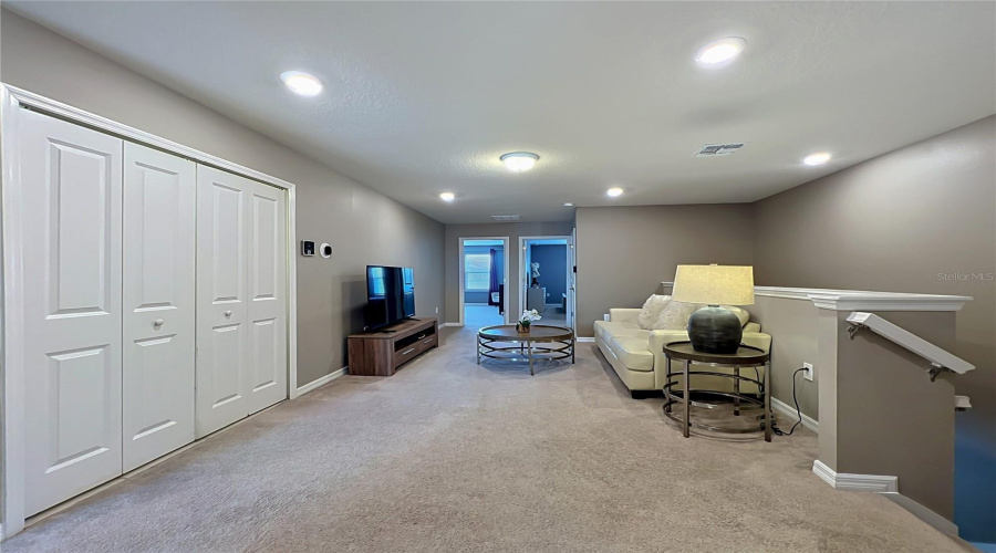 DAVENPORT, Florida 33897, 5 Bedrooms Bedrooms, ,4 BathroomsBathrooms,Residential,For Sale,JASMINE,0,MFRO6404784