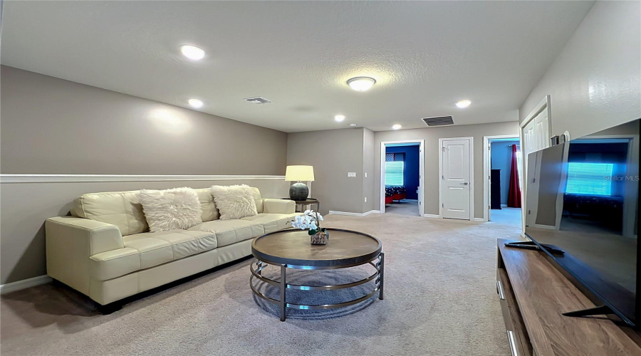DAVENPORT, Florida 33897, 5 Bedrooms Bedrooms, ,4 BathroomsBathrooms,Residential,For Sale,JASMINE,0,MFRO6404784