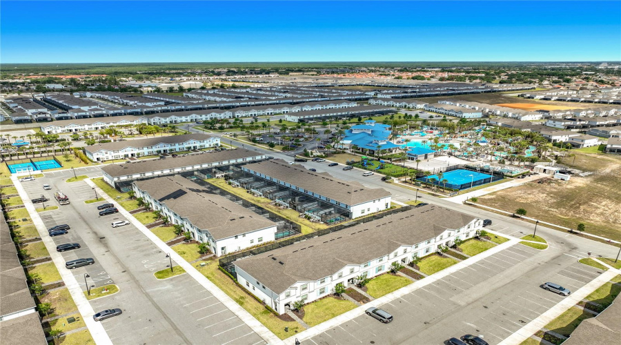 DAVENPORT, Florida 33897, 5 Bedrooms Bedrooms, ,4 BathroomsBathrooms,Residential,For Sale,JASMINE,0,MFRO6404784