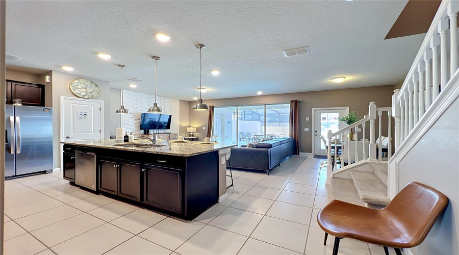 DAVENPORT, Florida 33897, 5 Bedrooms Bedrooms, ,4 BathroomsBathrooms,Residential,For Sale,JASMINE,0,MFRO6404784