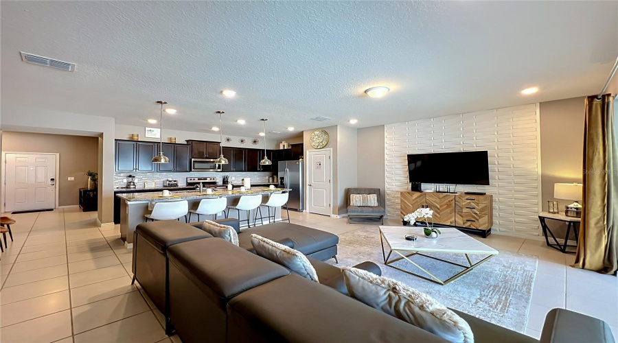DAVENPORT, Florida 33897, 5 Bedrooms Bedrooms, ,4 BathroomsBathrooms,Residential,For Sale,JASMINE,0,MFRO6404784