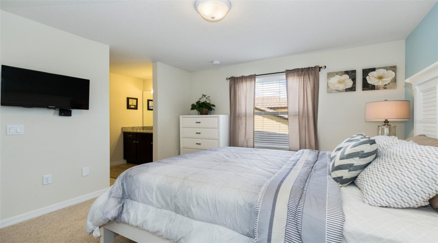 KISSIMMEE, Florida 34747, 8 Bedrooms Bedrooms, ,6 BathroomsBathrooms,Residential,For Sale,RHODES,0,MFRO6289038