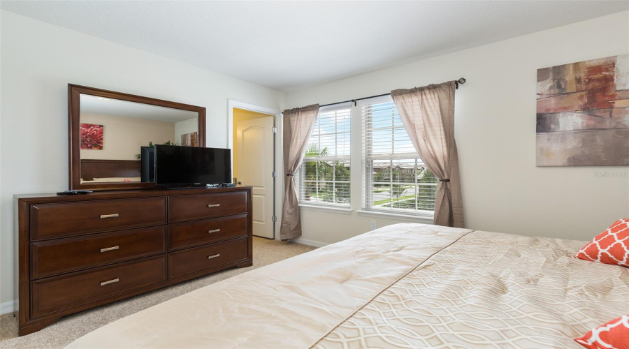 KISSIMMEE, Florida 34747, 8 Bedrooms Bedrooms, ,6 BathroomsBathrooms,Residential,For Sale,RHODES,0,MFRO6289038