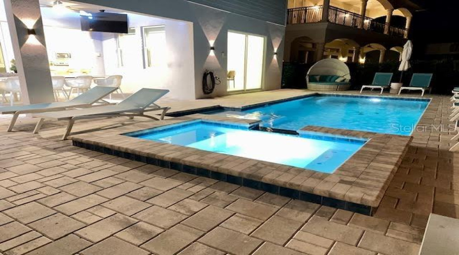 KISSIMMEE, Florida 34747, 10 Bedrooms Bedrooms, ,9 BathroomsBathrooms,Residential,For Sale,GATHERING,0,MFRO6402997