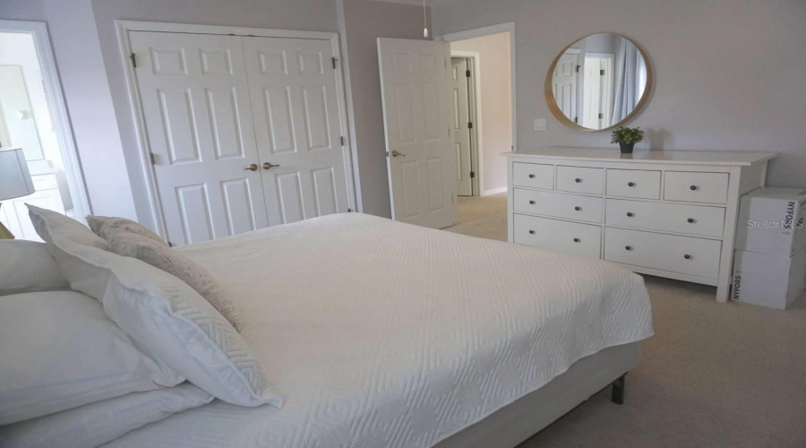 KISSIMMEE, Florida 34747, 4 Bedrooms Bedrooms, ,3 BathroomsBathrooms,Residential,For Sale,YELLOW LANTANA,0,MFRS5149639