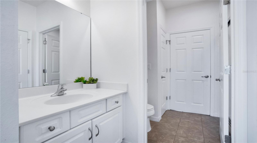 DAVENPORT, Florida 33837, 5 Bedrooms Bedrooms, ,4 BathroomsBathrooms,Residential,For Sale,ROSEMONT,0,MFRO6399244