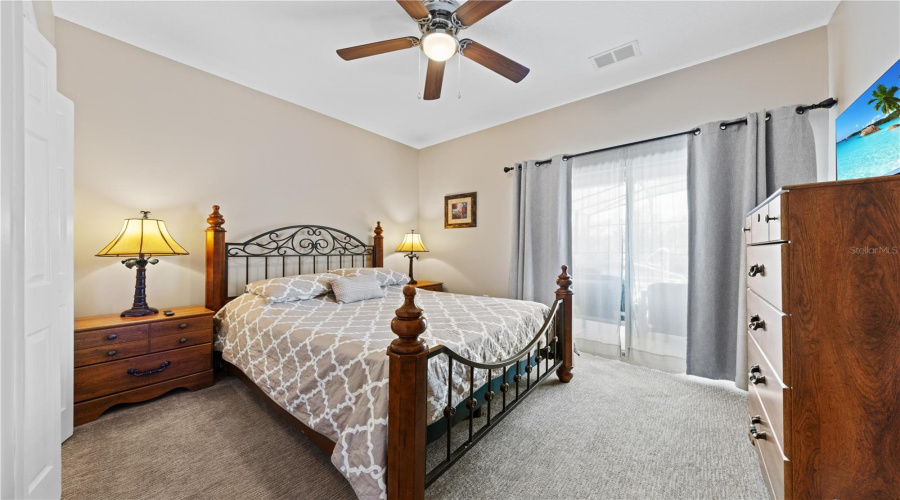 DAVENPORT, Florida 33897, 5 Bedrooms Bedrooms, ,3 BathroomsBathrooms,Residential,For Sale,HIGHGATE PARK,0,MFRO6406588