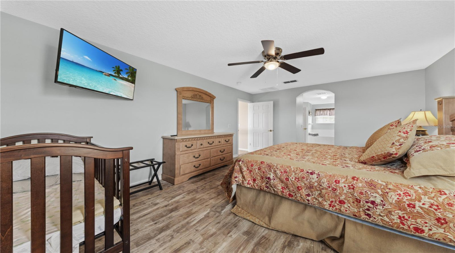 DAVENPORT, Florida 33897, 5 Bedrooms Bedrooms, ,3 BathroomsBathrooms,Residential,For Sale,HIGHGATE PARK,0,MFRO6406588