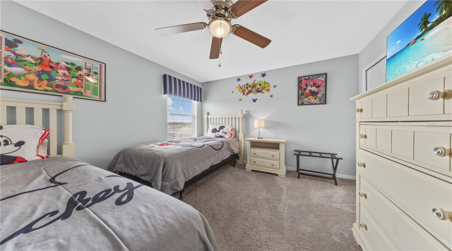 DAVENPORT, Florida 33897, 5 Bedrooms Bedrooms, ,3 BathroomsBathrooms,Residential,For Sale,HIGHGATE PARK,0,MFRO6406588