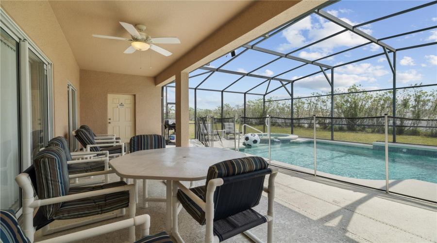 DAVENPORT, Florida 33897, 5 Bedrooms Bedrooms, ,3 BathroomsBathrooms,Residential,For Sale,HIGHGATE PARK,0,MFRO6406588
