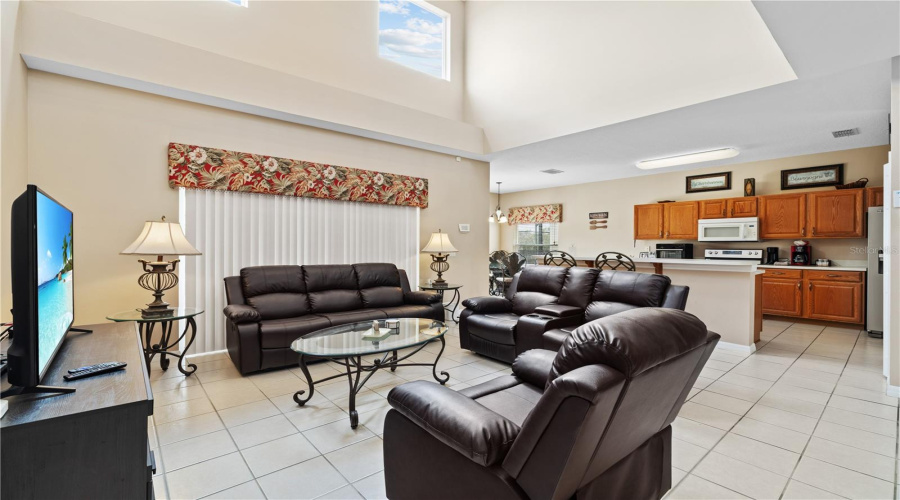 DAVENPORT, Florida 33897, 5 Bedrooms Bedrooms, ,3 BathroomsBathrooms,Residential,For Sale,HIGHGATE PARK,0,MFRO6406588