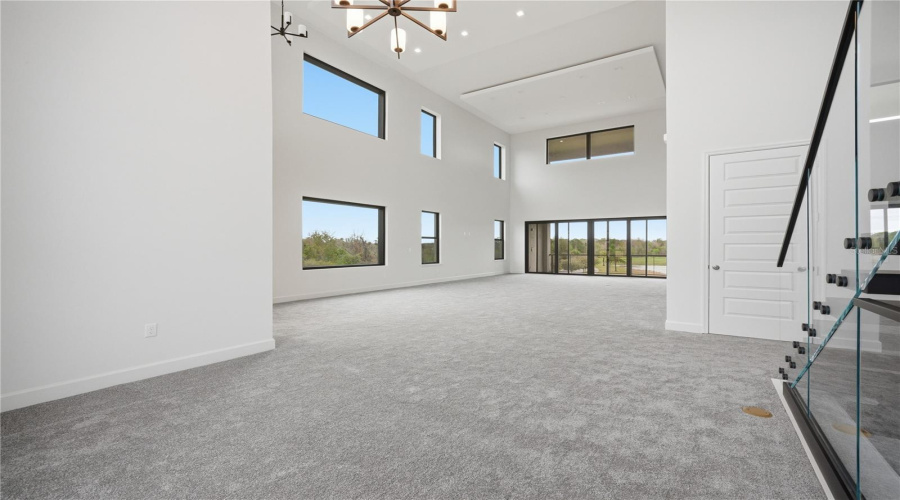 DAVENPORT, Florida 33837, 5 Bedrooms Bedrooms, ,5 BathroomsBathrooms,Residential,For Sale,HAMPTON,0,MFRO6405756