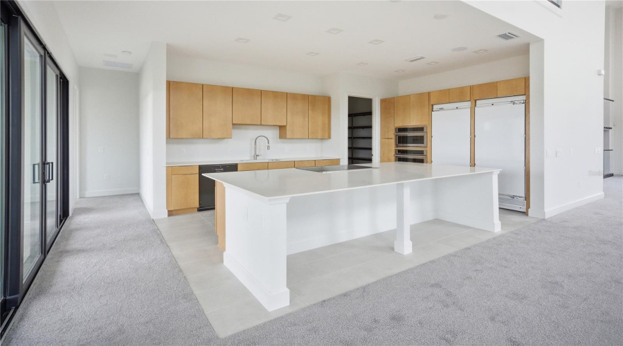 DAVENPORT, Florida 33837, 5 Bedrooms Bedrooms, ,5 BathroomsBathrooms,Residential,For Sale,HAMPTON,0,MFRO6405756