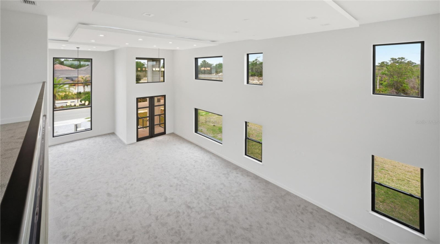 DAVENPORT, Florida 33837, 5 Bedrooms Bedrooms, ,5 BathroomsBathrooms,Residential,For Sale,HAMPTON,0,MFRO6405756