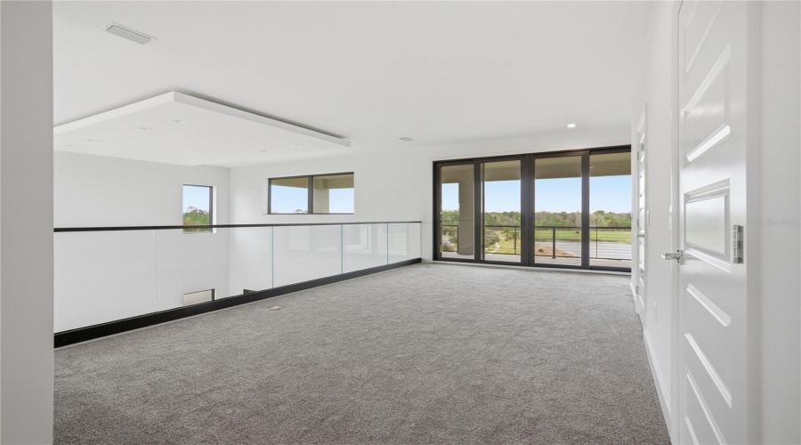 DAVENPORT, Florida 33837, 5 Bedrooms Bedrooms, ,5 BathroomsBathrooms,Residential,For Sale,HAMPTON,0,MFRO6405756
