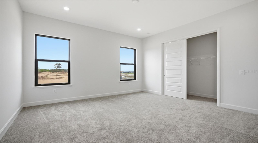 DAVENPORT, Florida 33837, 5 Bedrooms Bedrooms, ,5 BathroomsBathrooms,Residential,For Sale,HAMPTON,0,MFRO6405756