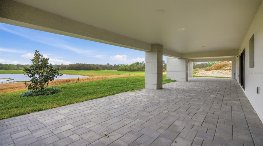 DAVENPORT, Florida 33837, 5 Bedrooms Bedrooms, ,5 BathroomsBathrooms,Residential,For Sale,HAMPTON,0,MFRO6405756