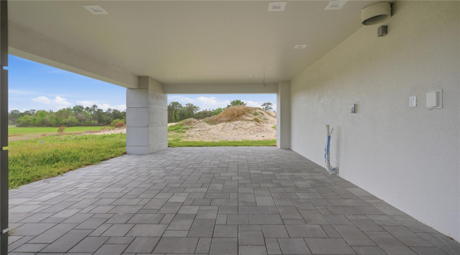 DAVENPORT, Florida 33837, 5 Bedrooms Bedrooms, ,5 BathroomsBathrooms,Residential,For Sale,HAMPTON,0,MFRO6405756