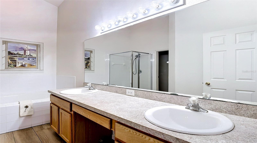 DAVENPORT, Florida 33897, 4 Bedrooms Bedrooms, ,2 BathroomsBathrooms,Residential,For Sale,BRAYTON,0,MFRG5112056