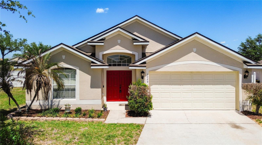 DAVENPORT, Florida 33897, 4 Bedrooms Bedrooms, ,2 BathroomsBathrooms,Residential,For Sale,BRAYTON,0,MFRG5112056