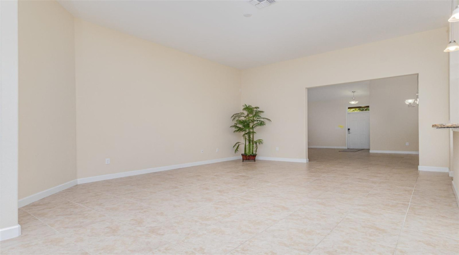DAVENPORT, Florida 33896, 4 Bedrooms Bedrooms, ,3 BathroomsBathrooms,Residential,For Sale,PALMETTO DUNES,0,MFRS5138818
