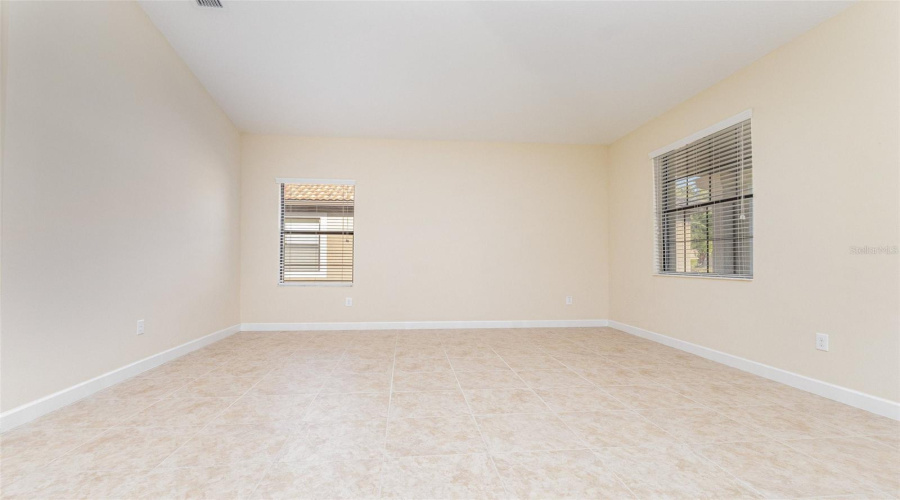 DAVENPORT, Florida 33896, 4 Bedrooms Bedrooms, ,3 BathroomsBathrooms,Residential,For Sale,PALMETTO DUNES,0,MFRS5138818
