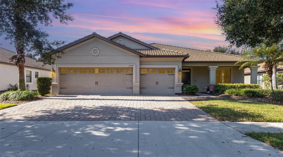 DAVENPORT, Florida 33896, 4 Bedrooms Bedrooms, ,3 BathroomsBathrooms,Residential,For Sale,PALMETTO DUNES,0,MFRS5138818