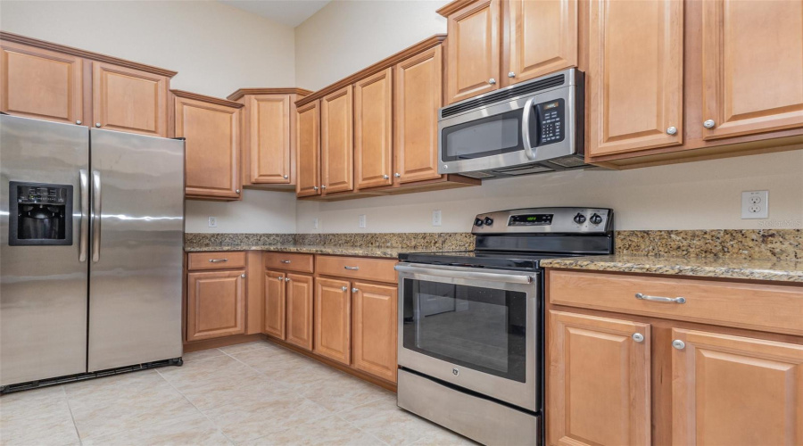 DAVENPORT, Florida 33896, 4 Bedrooms Bedrooms, ,3 BathroomsBathrooms,Residential,For Sale,PALMETTO DUNES,0,MFRS5138818